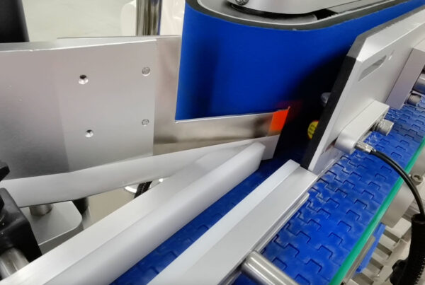 Automatic Induction Labeling Machine - Image 4
